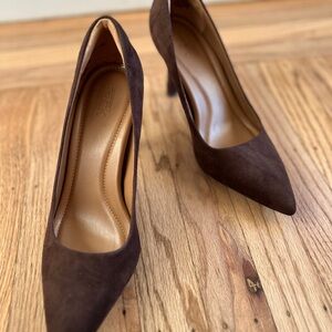 Nordstrom Rack Brown Suede-like pumps, size 8.5
